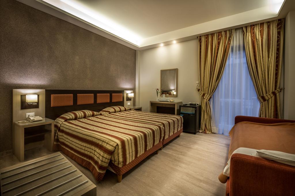 Rex Hotel Nafplio Ngoại thất bức ảnh