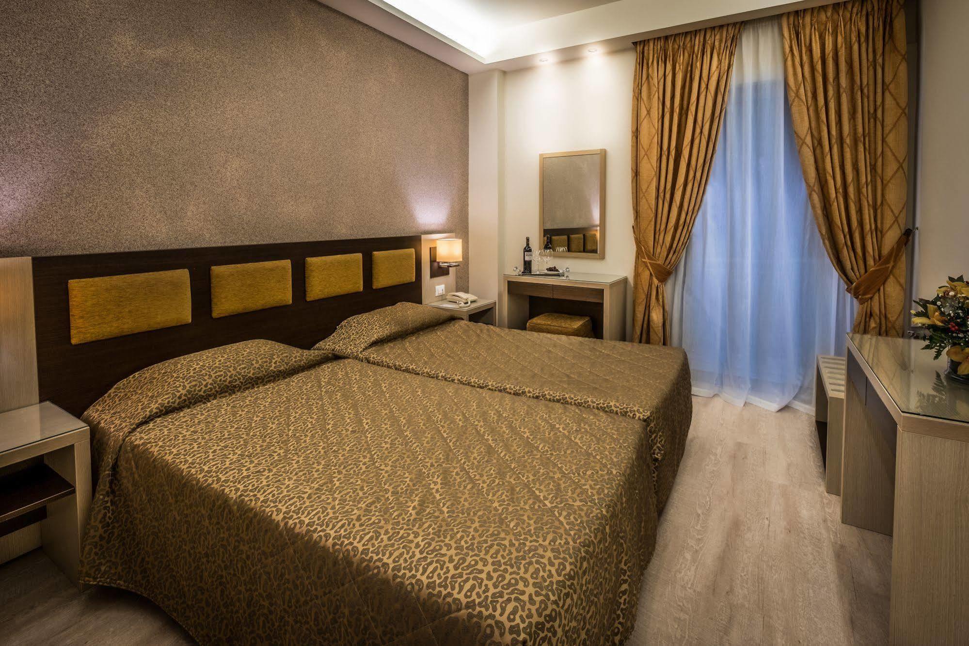 Rex Hotel Nafplio Ngoại thất bức ảnh