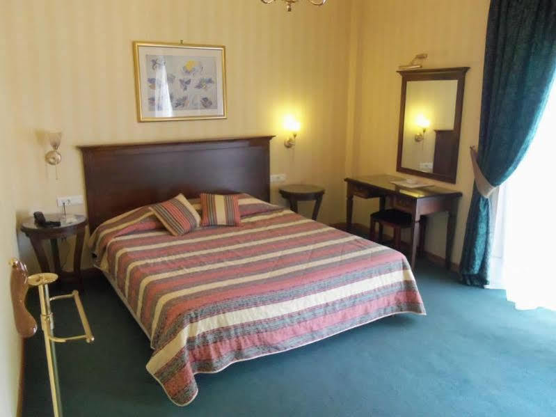Rex Hotel Nafplio Ngoại thất bức ảnh